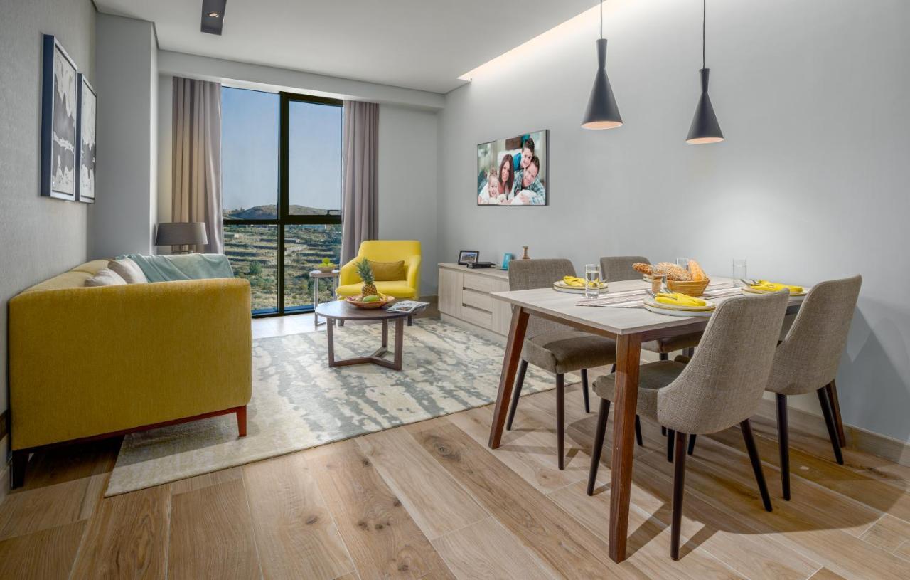 Citadines Abha Aparthotel Luaran gambar The interior of a typical apartment
