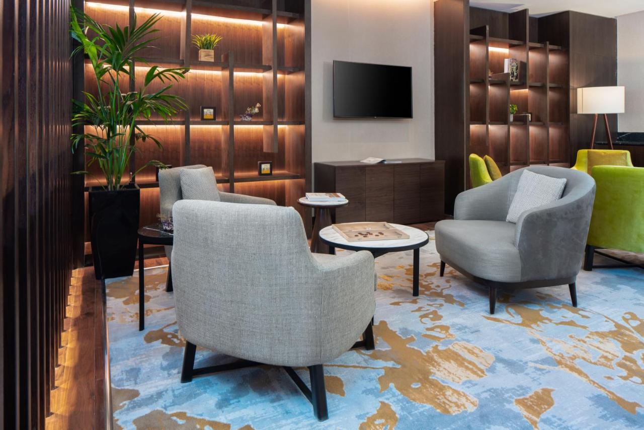 Citadines Abha Aparthotel Luaran gambar The lounge at the airport